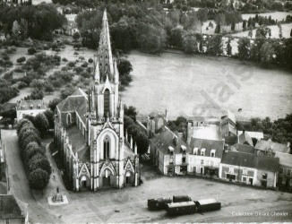 Vue aérienne église de Mordelles 1950